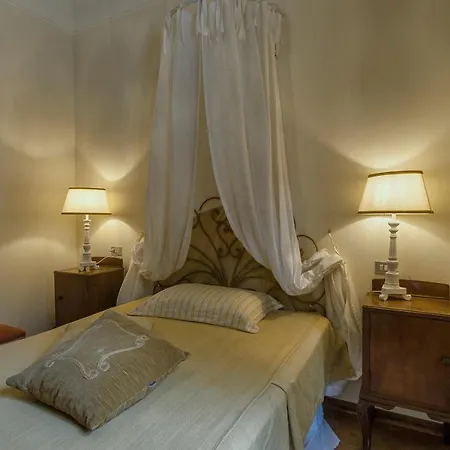 Antica Magnolia, Historical Retreat In Versilia *