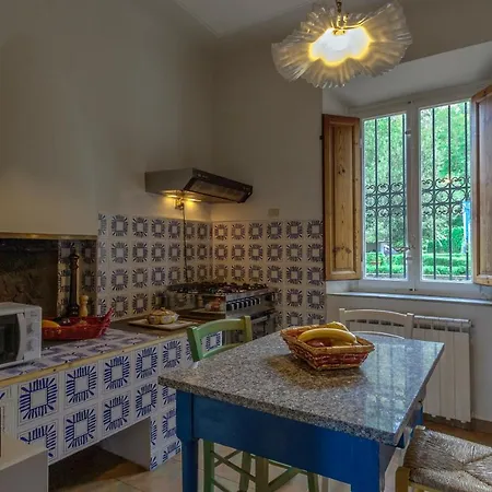 Antica Magnolia, Historical Retreat In Versilia Villa Camaiore