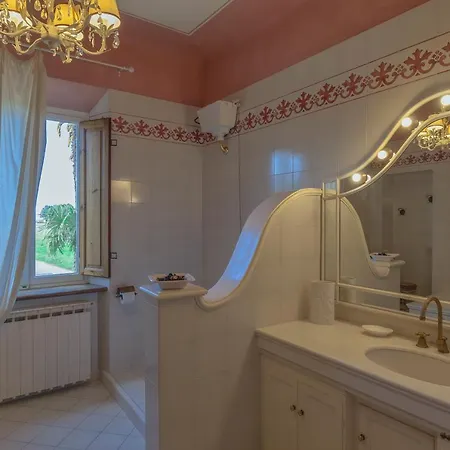 Antica Magnolia, Historical Retreat In Versilia Villa